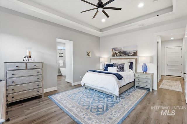 24785 Sienna Glenn St., Middleton, ID 83644