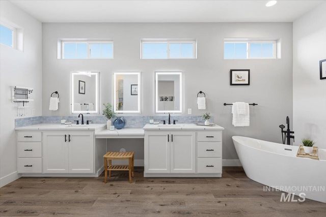 24785 Sienna Glenn St., Middleton, ID 83644