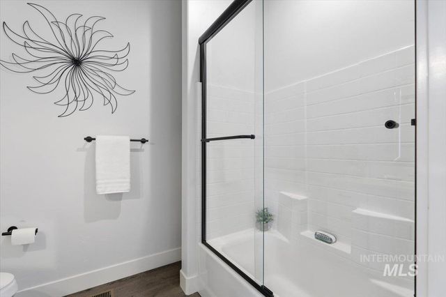 24785 Sienna Glenn St., Middleton, ID 83644