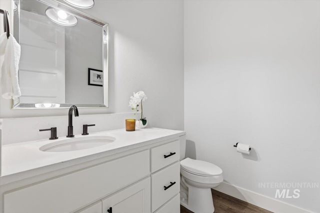 24785 Sienna Glenn St., Middleton, ID 83644