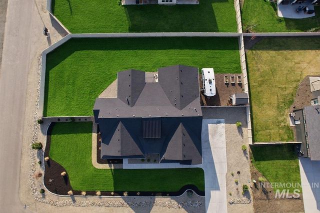 24785 Sienna Glenn St., Middleton, ID 83644