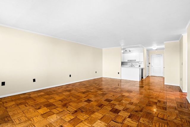 8 Whittier 18A, Boston, MA 02114