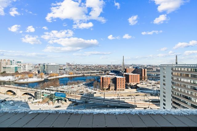 8 Whittier 18A, Boston, MA 02114