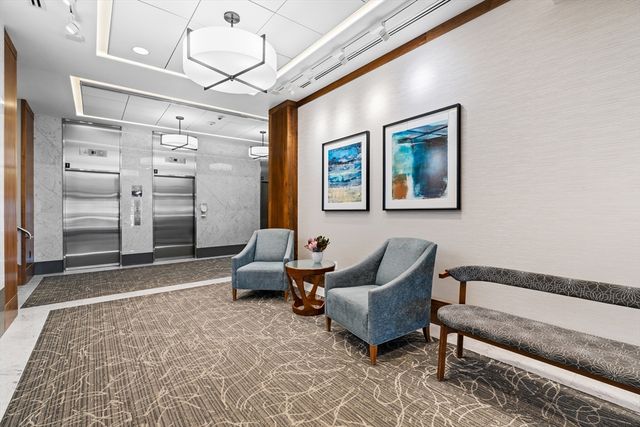 8 Whittier 18A, Boston, MA 02114