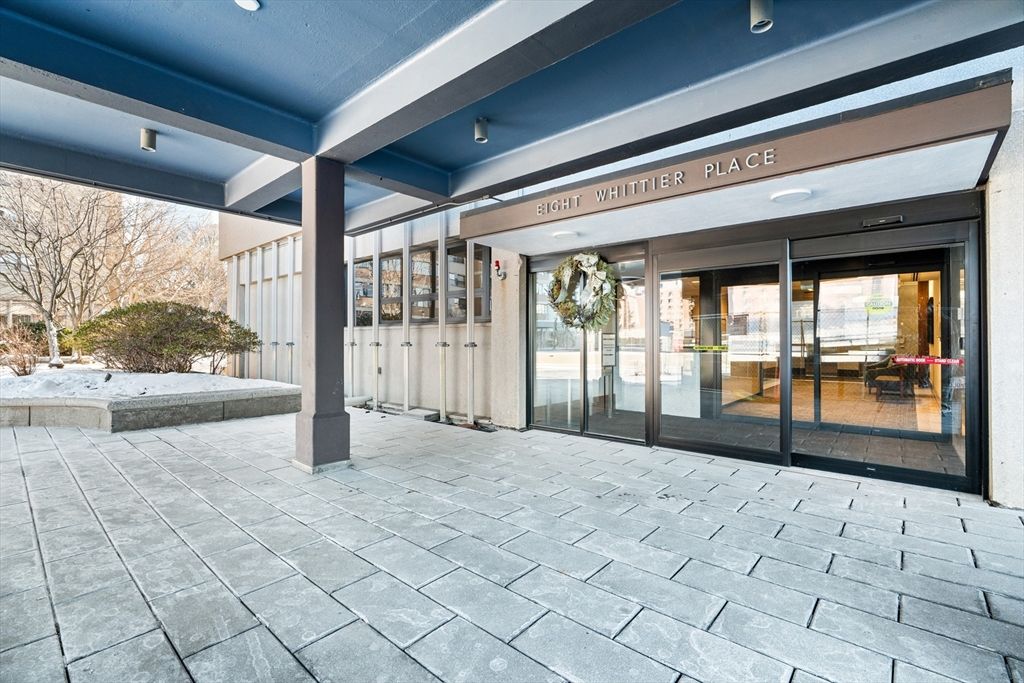8 Whittier 18A, Boston, MA 02114