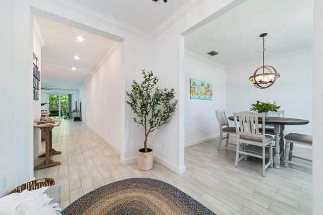 4749 Wellington Way SW, Vero Beach, FL 32968