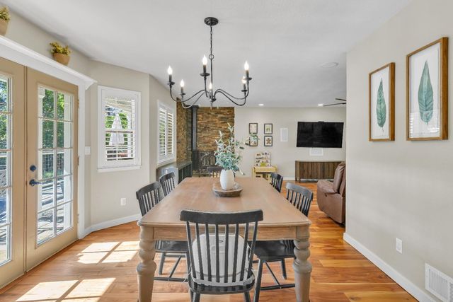 12071 Alta Sierra Dr, Grass Valley, CA 95949