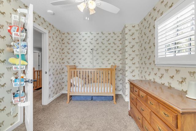 12071 Alta Sierra Dr, Grass Valley, CA 95949