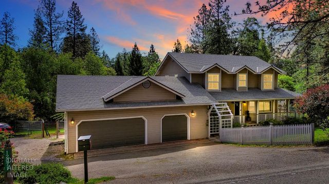 12071 Alta Sierra Dr, Grass Valley, CA 95949