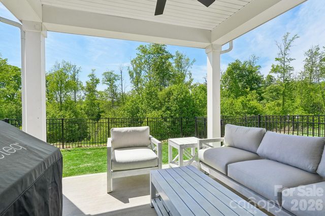 6273 Ashton Park Drive, Denver, NC 28037