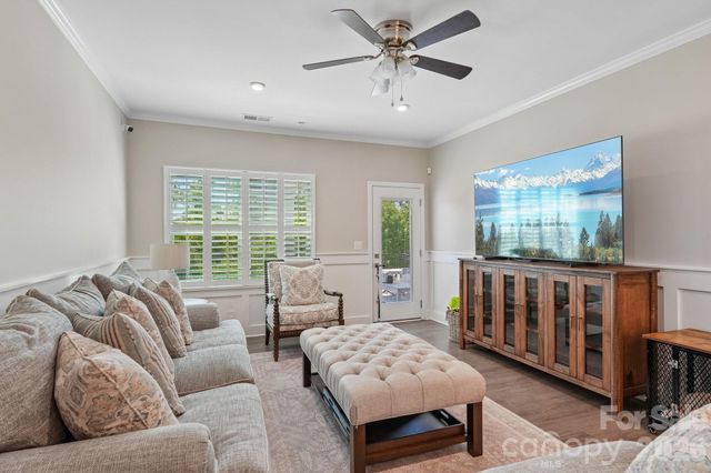 6273 Ashton Park Drive, Denver, NC 28037