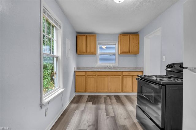 1418 Richmond AVE, Portsmouth, VA 23704