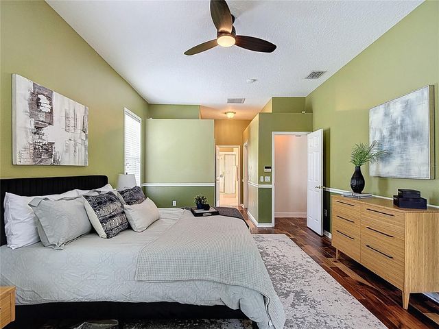 5106 ASHCREST COURT, Tampa, FL 33647