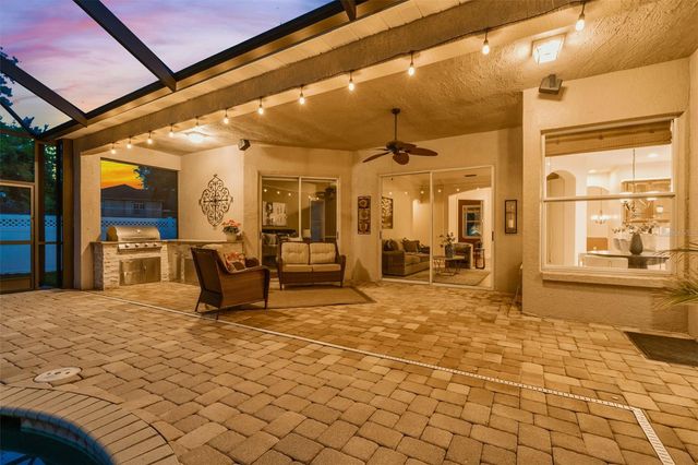 5106 ASHCREST COURT, Tampa, FL 33647