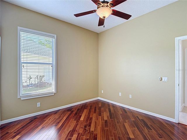 5106 ASHCREST COURT, Tampa, FL 33647