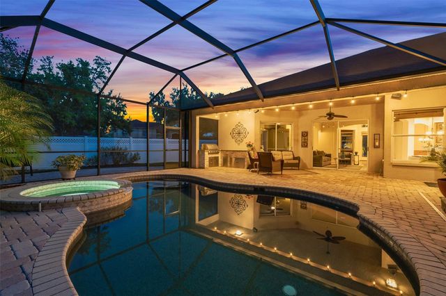 5106 ASHCREST COURT, Tampa, FL 33647