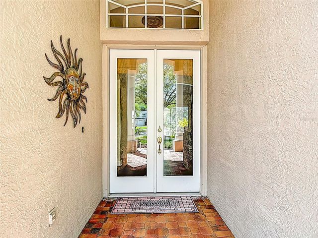 5106 ASHCREST COURT, Tampa, FL 33647