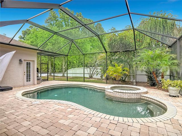 5106 ASHCREST COURT, Tampa, FL 33647