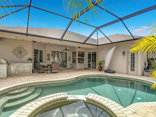 5106 ASHCREST COURT, Tampa, FL 33647