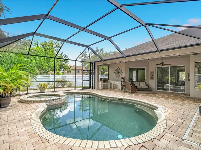 5106 ASHCREST COURT, Tampa, FL 33647