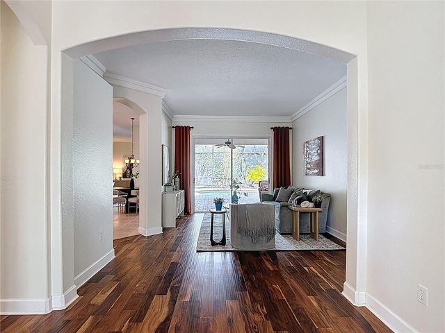 5106 ASHCREST COURT, Tampa, FL 33647