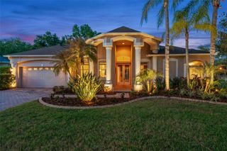 5106 ASHCREST COURT, Tampa, FL 33647