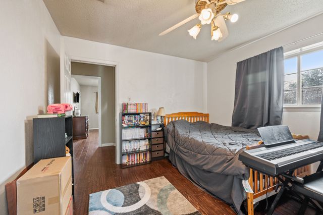 2125 Shady Brook Drive, Bedford, TX 76021