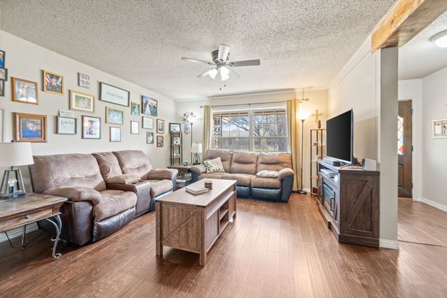 2125 Shady Brook Drive, Bedford, TX 76021