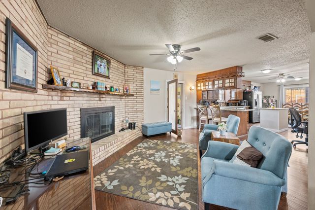 2125 Shady Brook Drive, Bedford, TX 76021