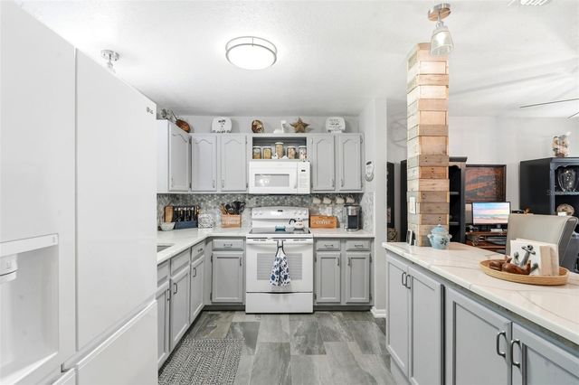 101 GRAND PLAZA DRIVE F60, Orange City, FL 32763
