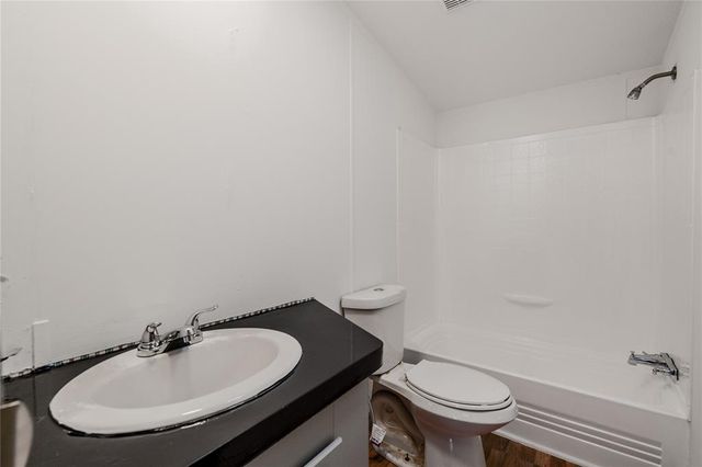 16327 Lone Star, Conroe, TX 77302