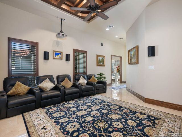 131 CHAMPIONS BEND, San Antonio, TX 78258