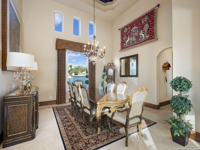 131 CHAMPIONS BEND, San Antonio, TX 78258