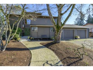 310 Ne OREGON St, Mc Minnville, OR 97128