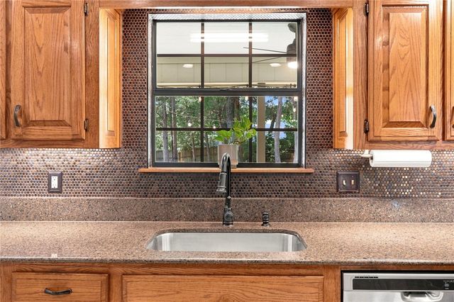 2753 E Copper Oaks Place, Fayetteville, AR 72703