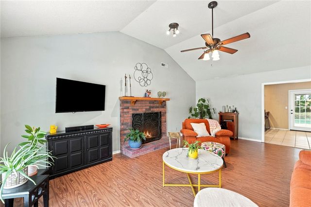 2753 E Copper Oaks Place, Fayetteville, AR 72703