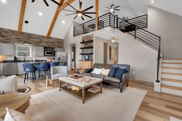 44 Hasty Hill Rd, Lynchburg, TN 37352