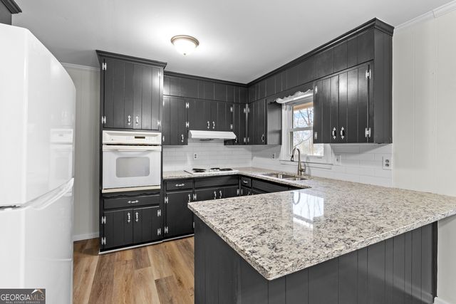 3548 Meadowview Court, Rex, GA 30273