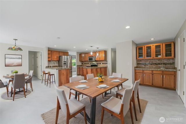 745 Erik Way, Camano Island, WA 98282