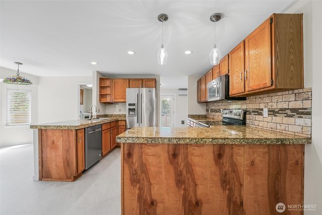 745 Erik Way, Camano Island, WA 98282