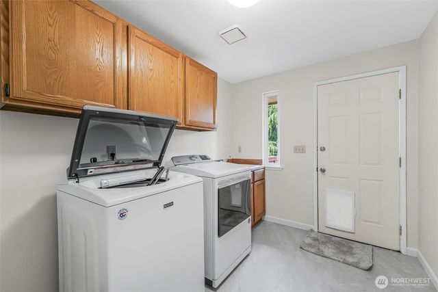 745 Erik Way, Camano Island, WA 98282
