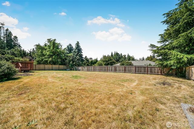 745 Erik Way, Camano Island, WA 98282