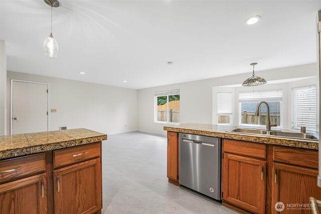 745 Erik Way, Camano Island, WA 98282