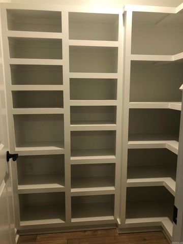 9041 Creek View, Bauxite, AR 72011