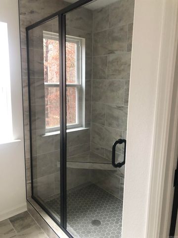 9041 Creek View, Bauxite, AR 72011