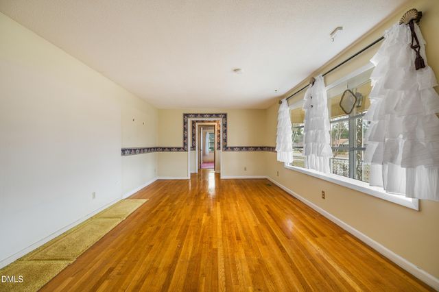 607 Bedford Road, Fayetteville, NC 28303