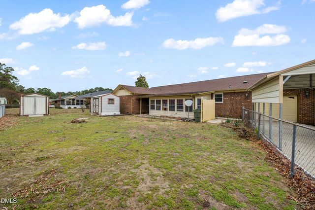 607 Bedford Road, Fayetteville, NC 28303
