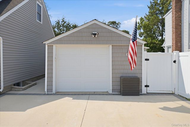 3956 Wicks Avenue, Seaford, NY 11783
