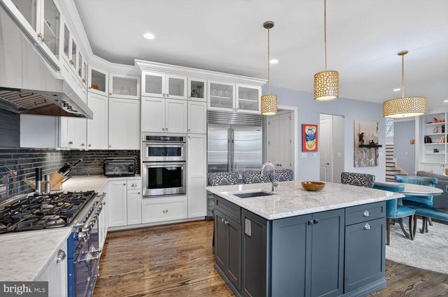 2907 N KENSINGTON ST, Arlington, VA 22207