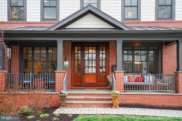 2907 N KENSINGTON ST, Arlington, VA 22207